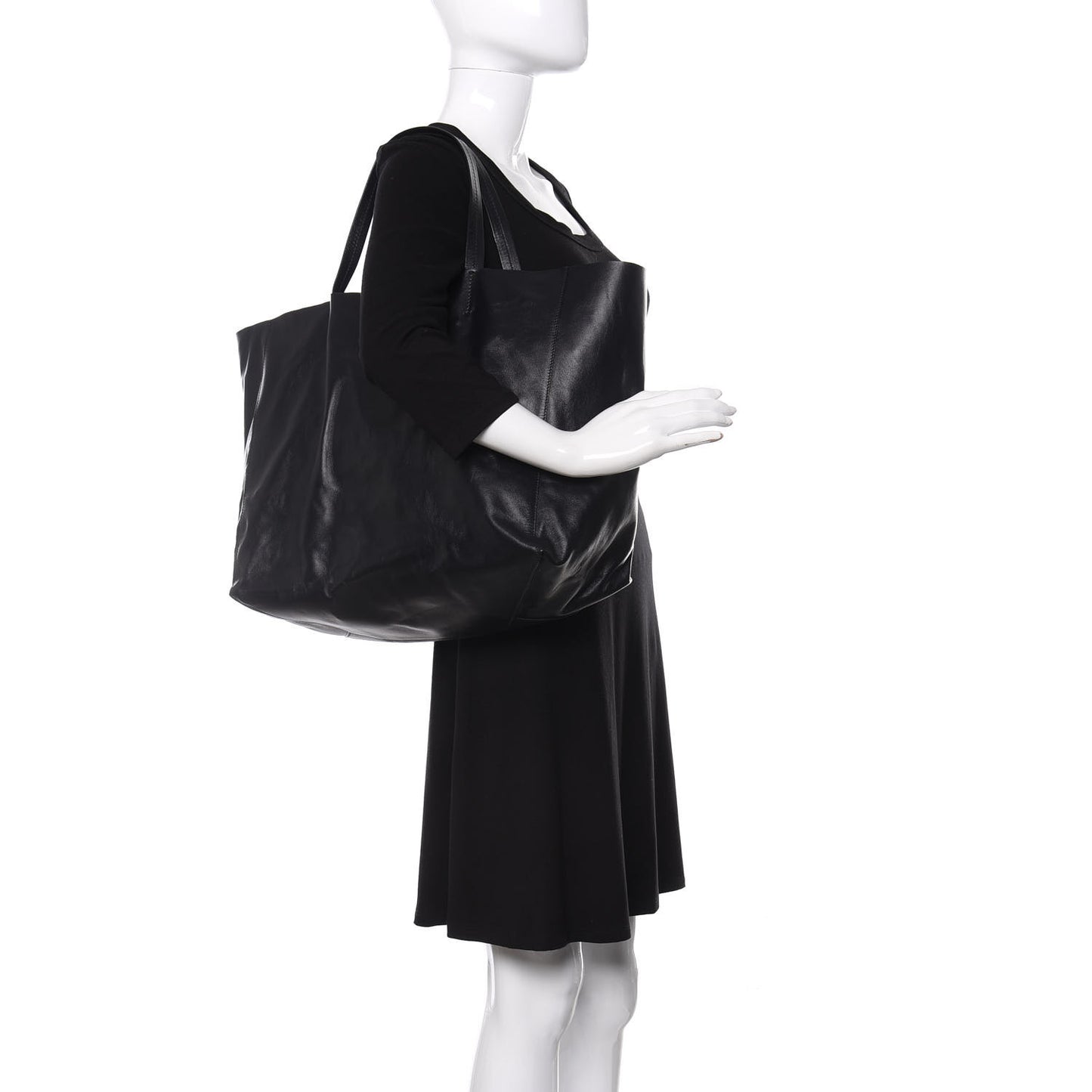 Lambskin Horizontal Cabas Black
