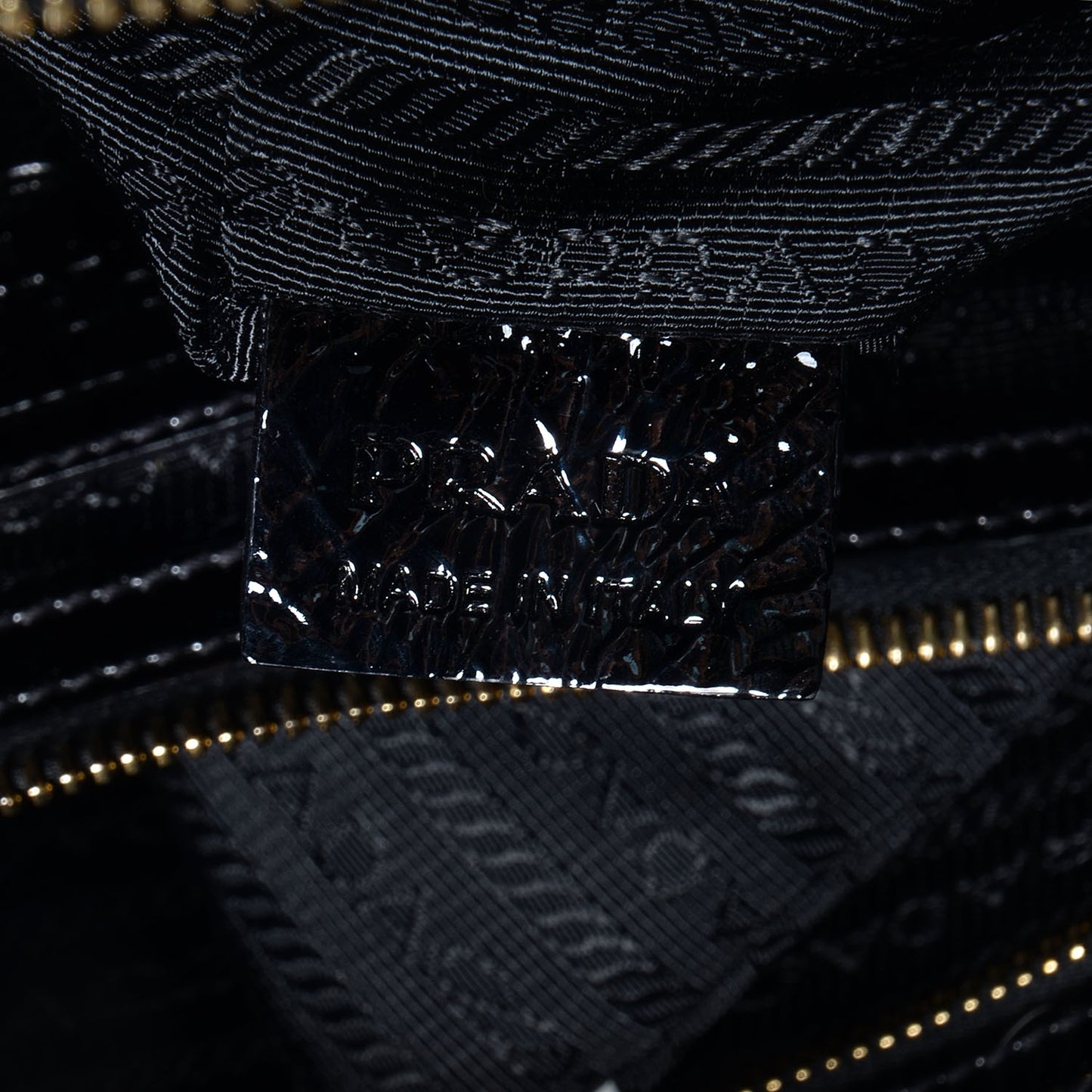 Vernice Naplak Zipper Bowler Tote Black