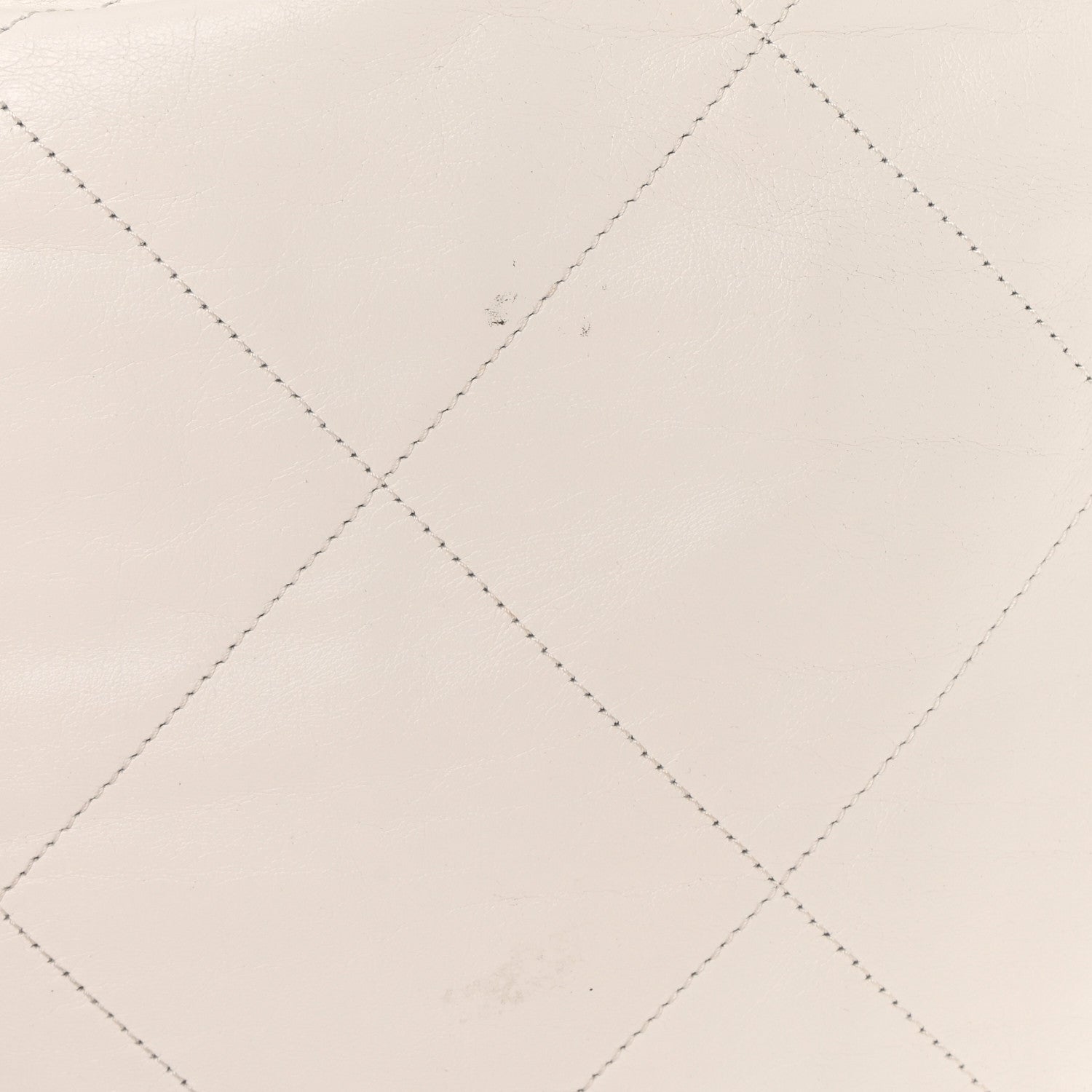Chanel Shiny Calfskin Quilted Chanel 22 White 13 of 14
