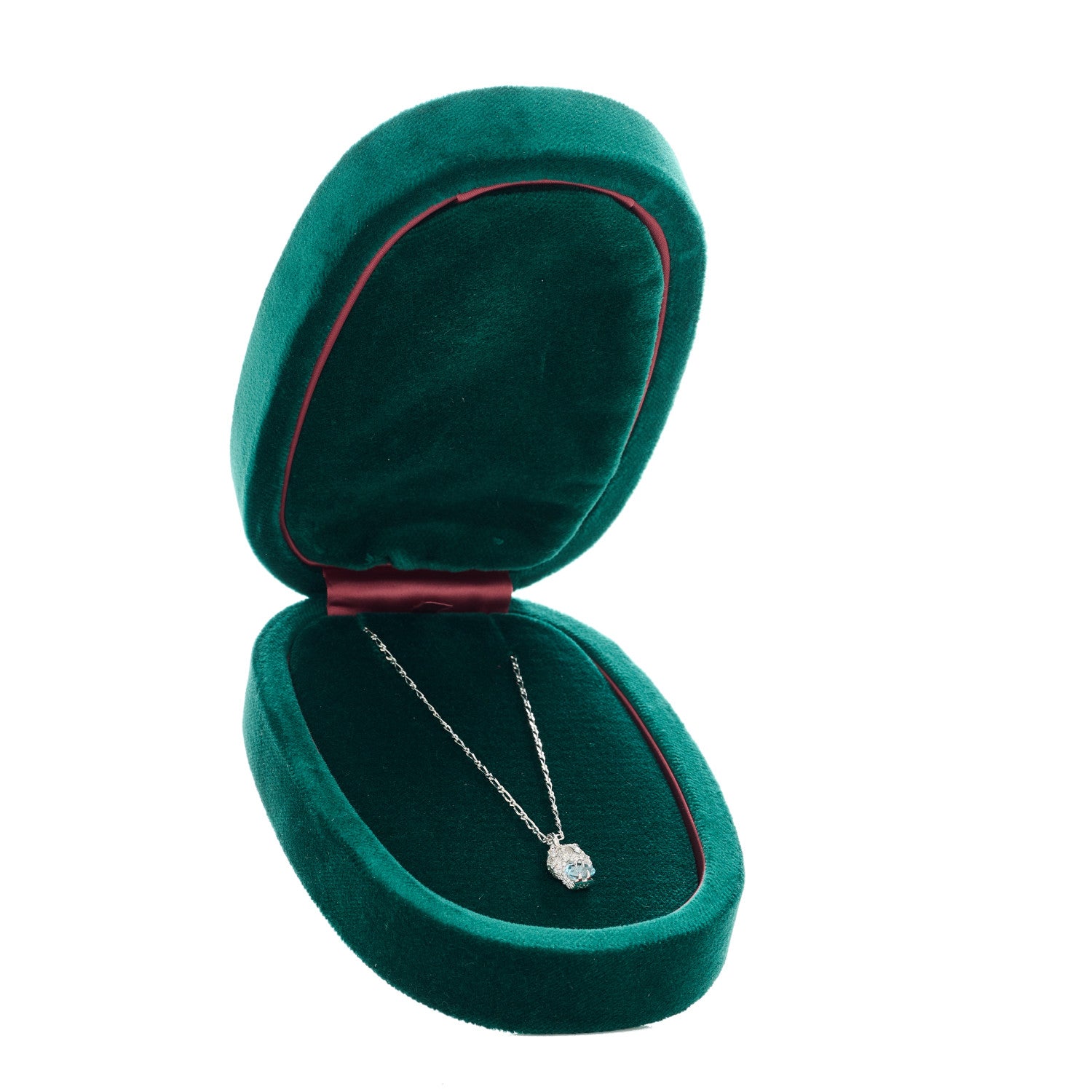 Gucci 18K White Gold Diamond Aquamarine Lion Head Necklace 7 of 7