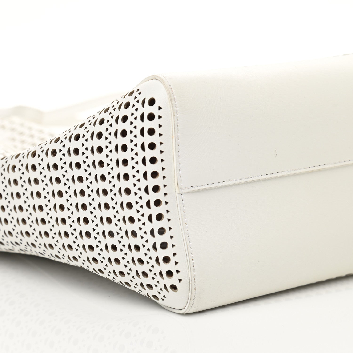 Alaia Calfskin Laser Cut Mina Vienne Tote White 9 of 12