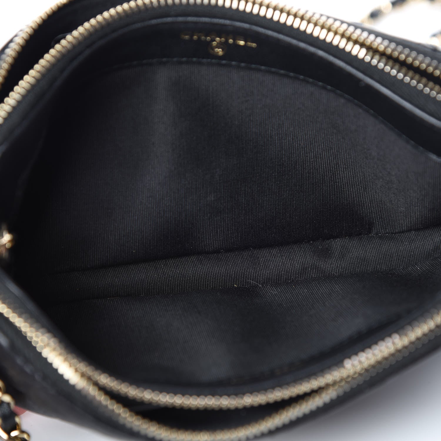 Chanel Iridescent Lambskin Quilted Pearl Clutch With Chain Black 5 of 13