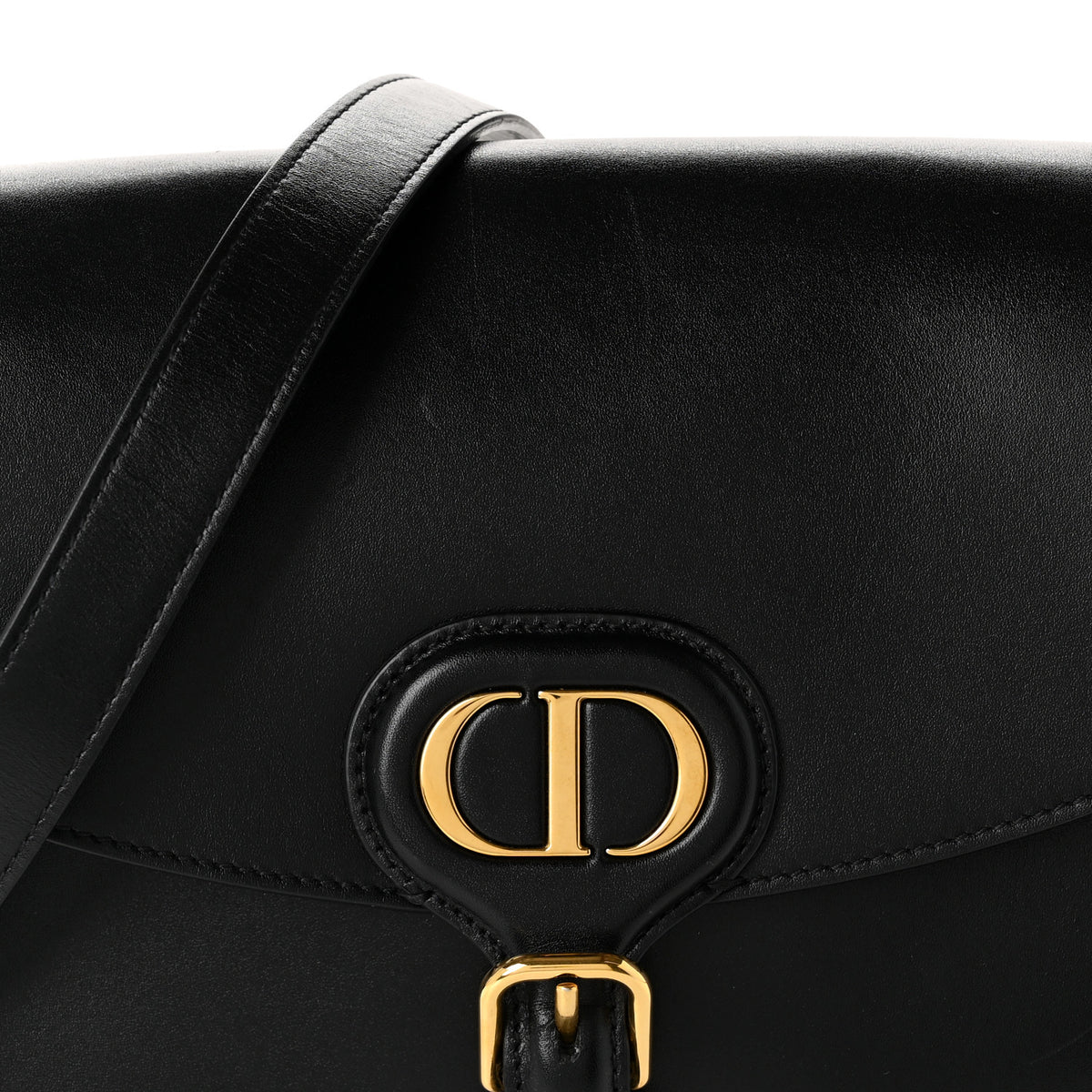Box Calfskin Medium Bobby Flap Black