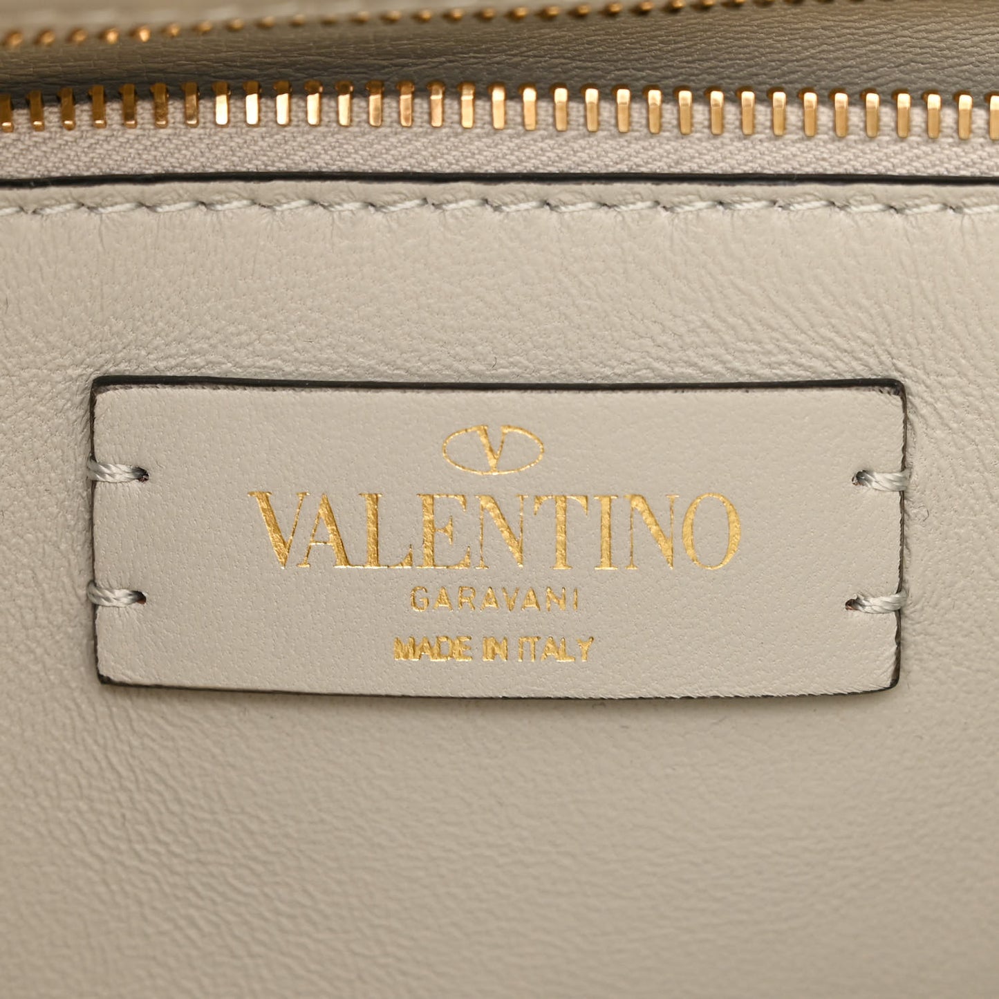 Nappa Large Roman Stud Shoulder Bag Ivory