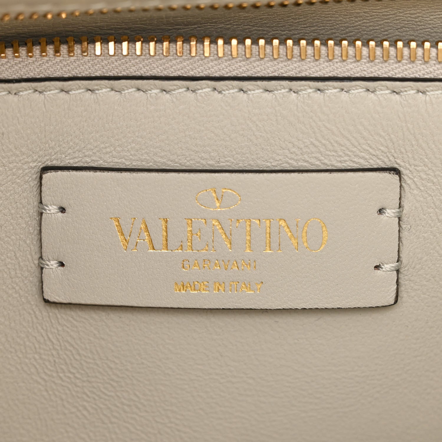 Valentino Garavani Nappa Large Roman Stud Shoulder Bag Ivory 6 of 11