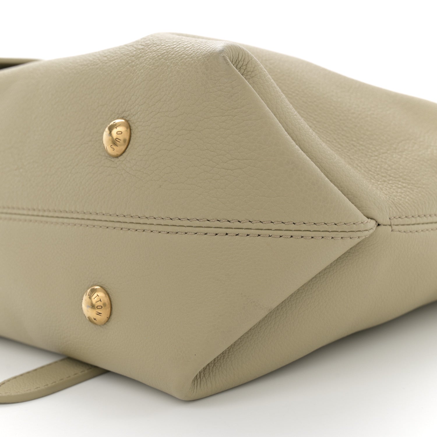 Louis Vuitton Grained Calfskin Low Key Cabas MM Clay 10 of 13
