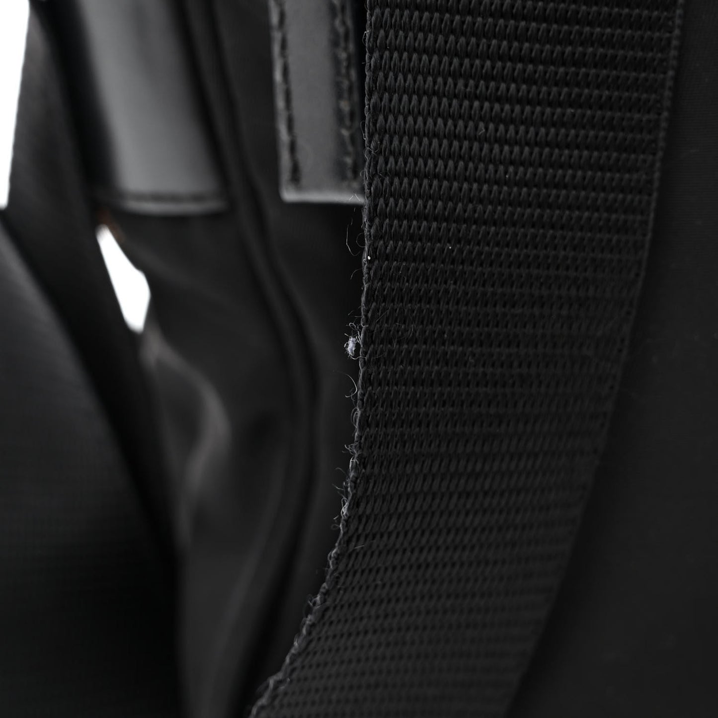 Nylon Tessuto Vela Crossbody Bag Black