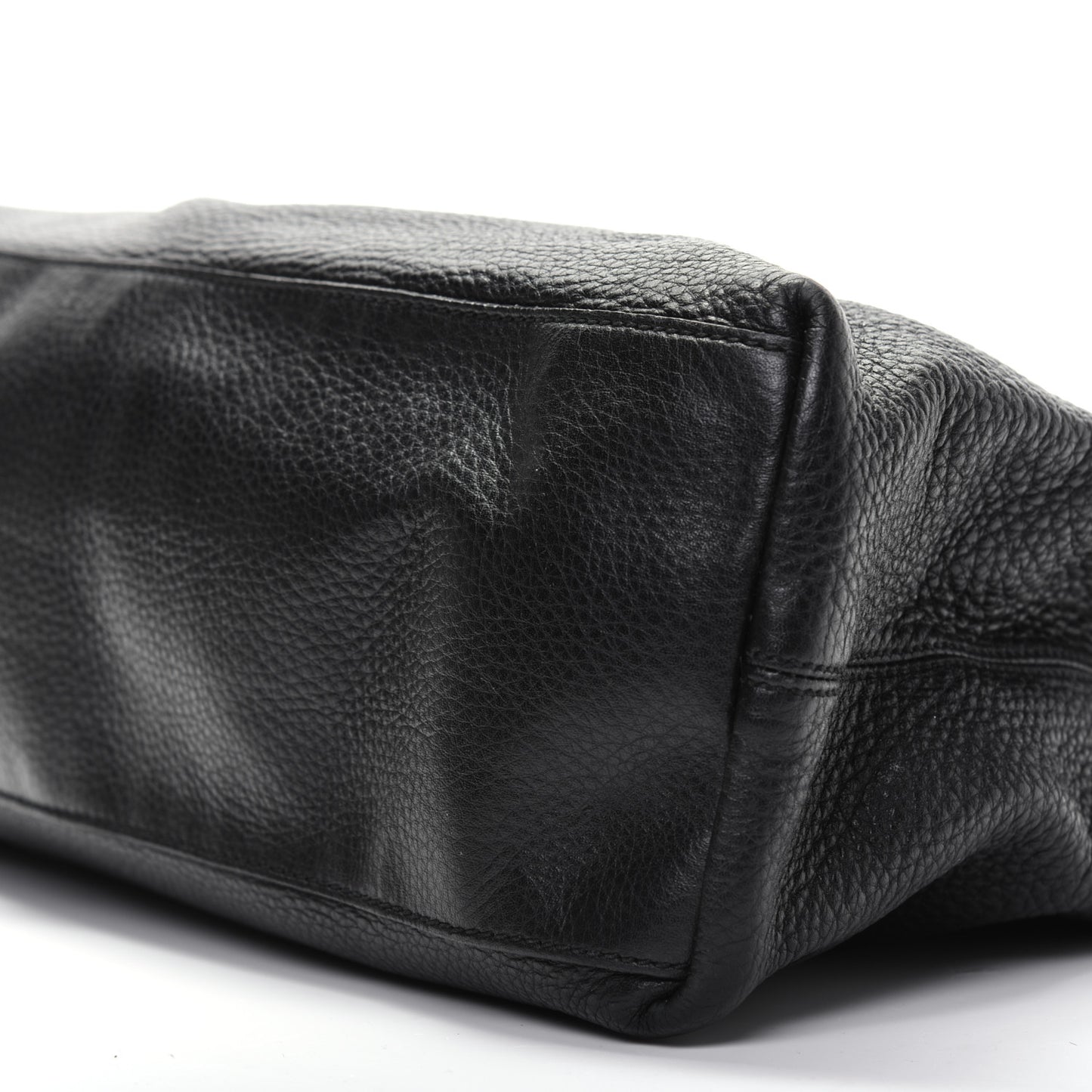 Pebbled Calfskin Medium Soho Chain Shoulder Bag Black