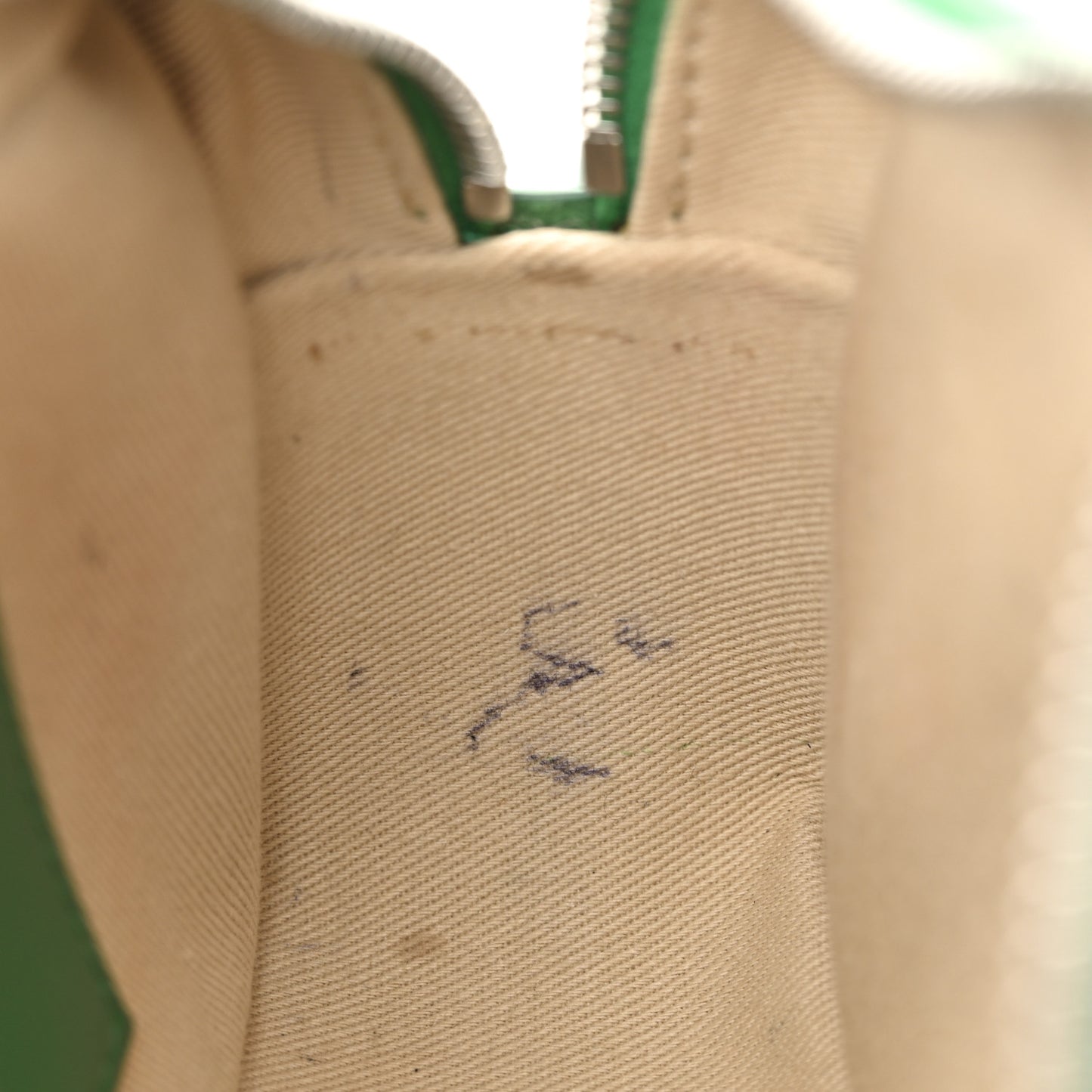 Smooth Calfskin Le Baneto Green