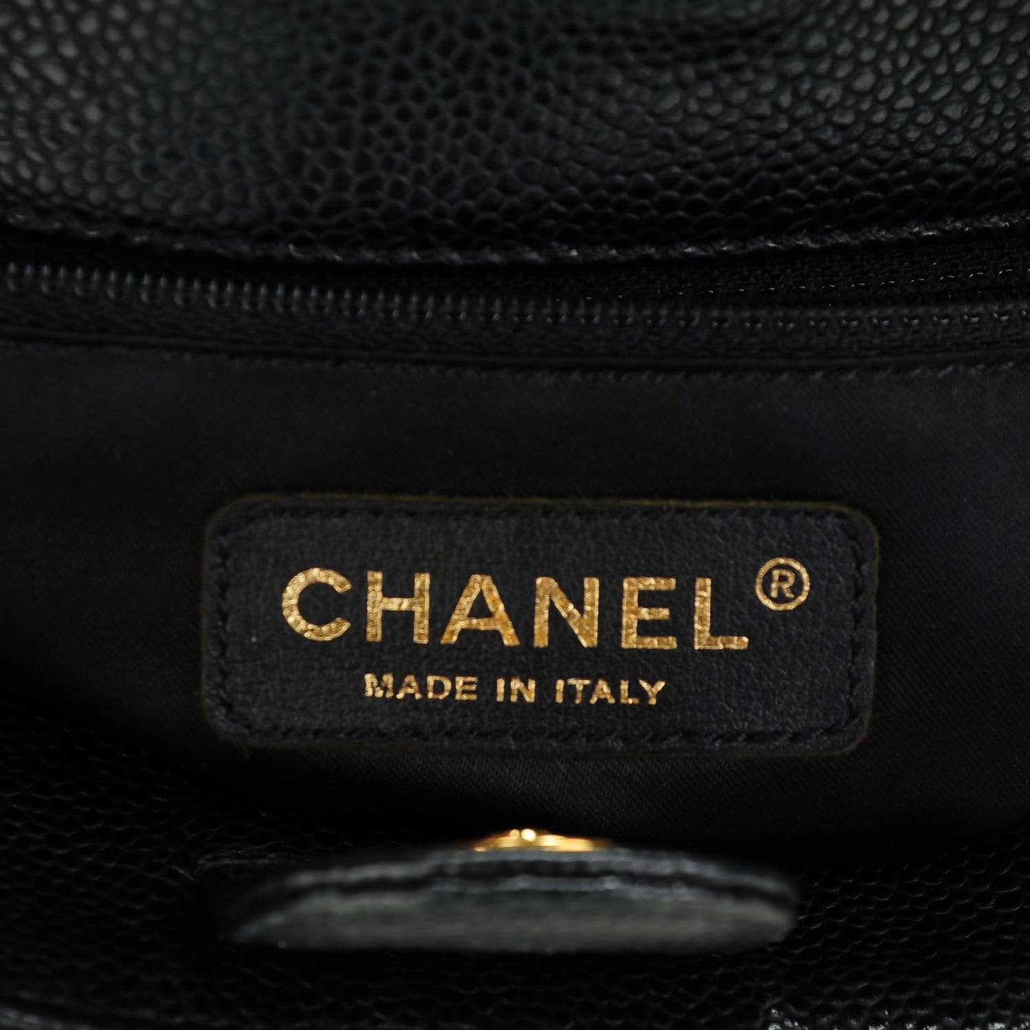 Caviar Quilted Petit Shopping Tote PST Black