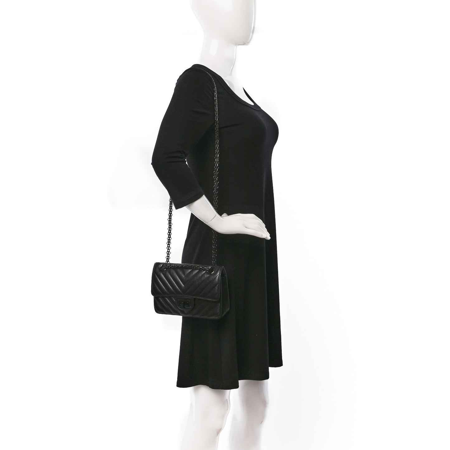 Aged Calfskin Chevron Quilted 2.55 Reissue Mini Flap So Black