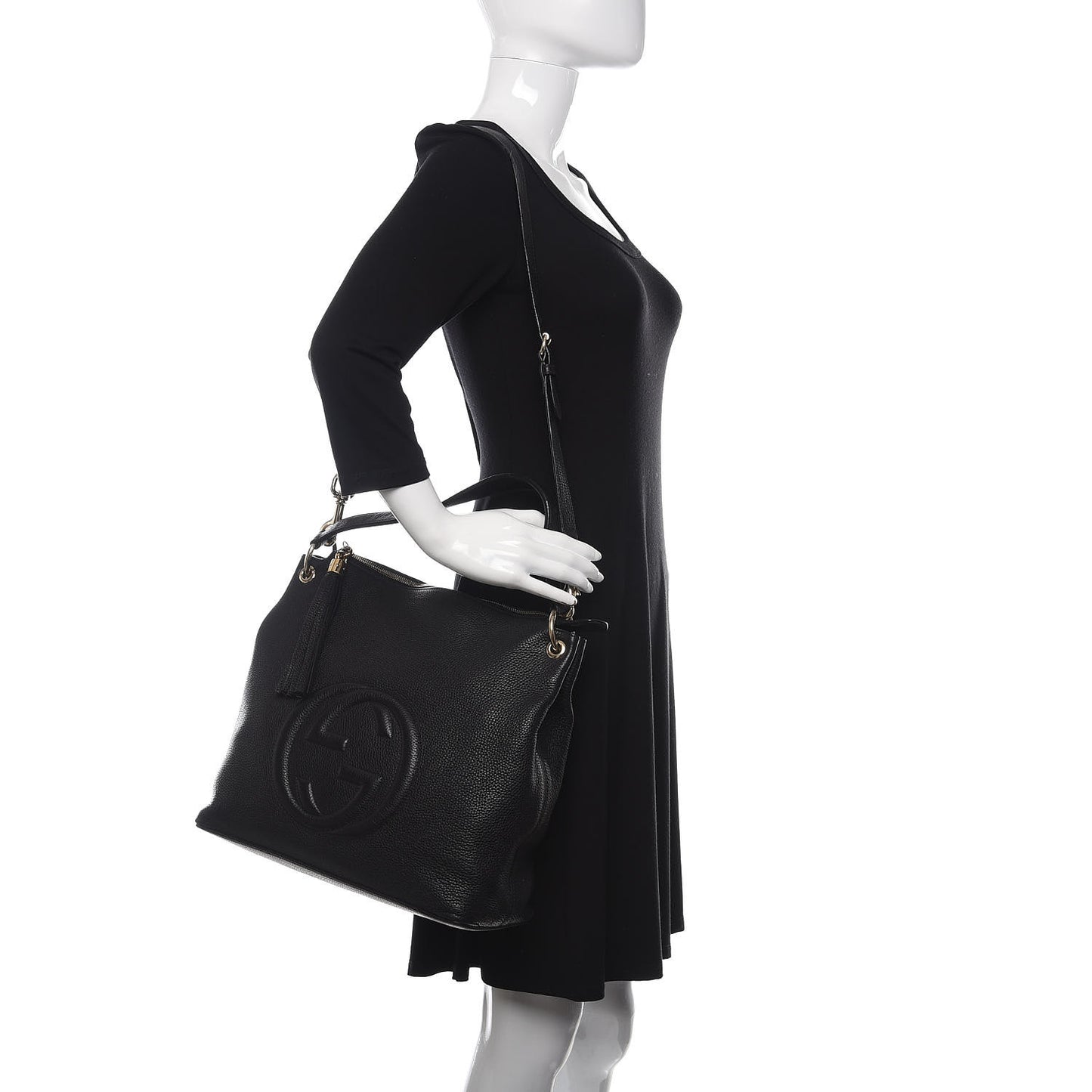 Pebbled Calfskin Large Soho Hobo Black