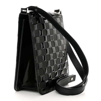 Louis Vuitton Damier Vernis Club Black 3 of 17