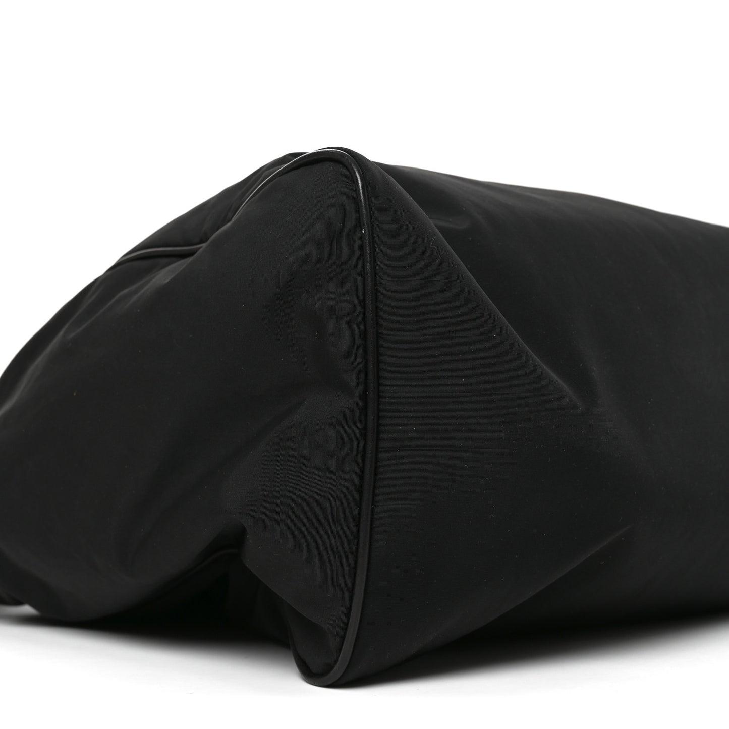 Nylon E/W Logan Bag Black