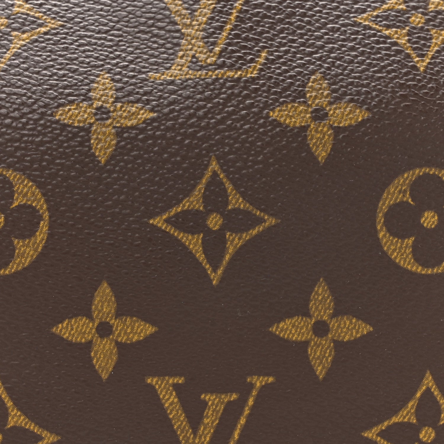 Louis Vuitton Monogram Trotteur 7 of 15