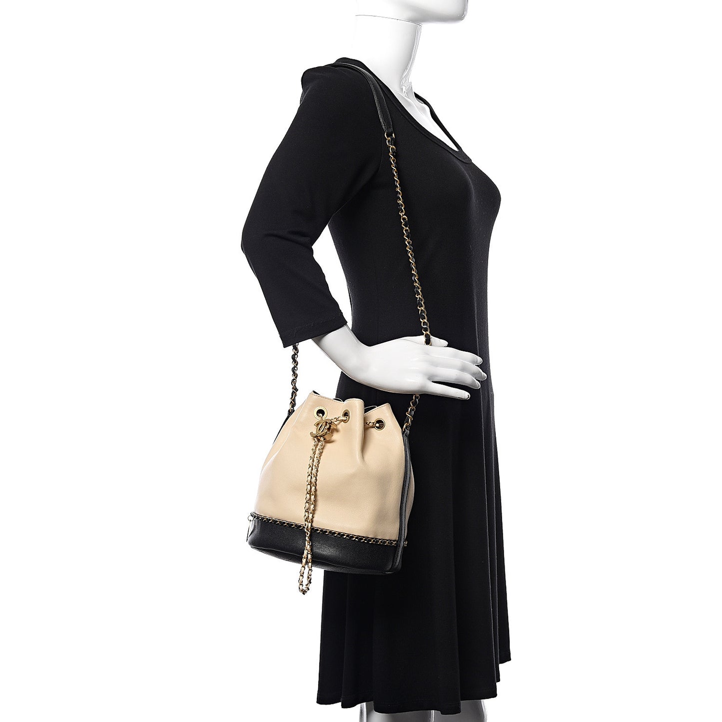 Lambskin Caviar Lovely Chains Drawstring Bag Beige Black
