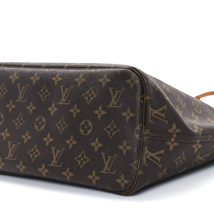 Louis Vuitton Monogram Neverfull MM 11 of 14