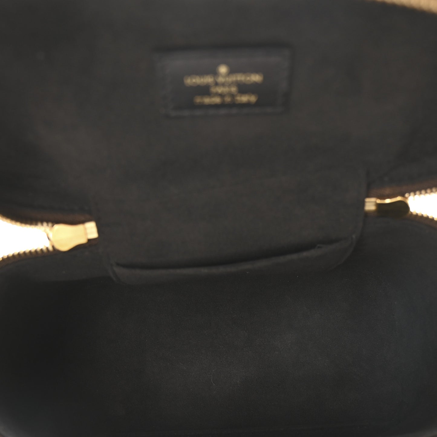 Reverse Monogram Vanity PM