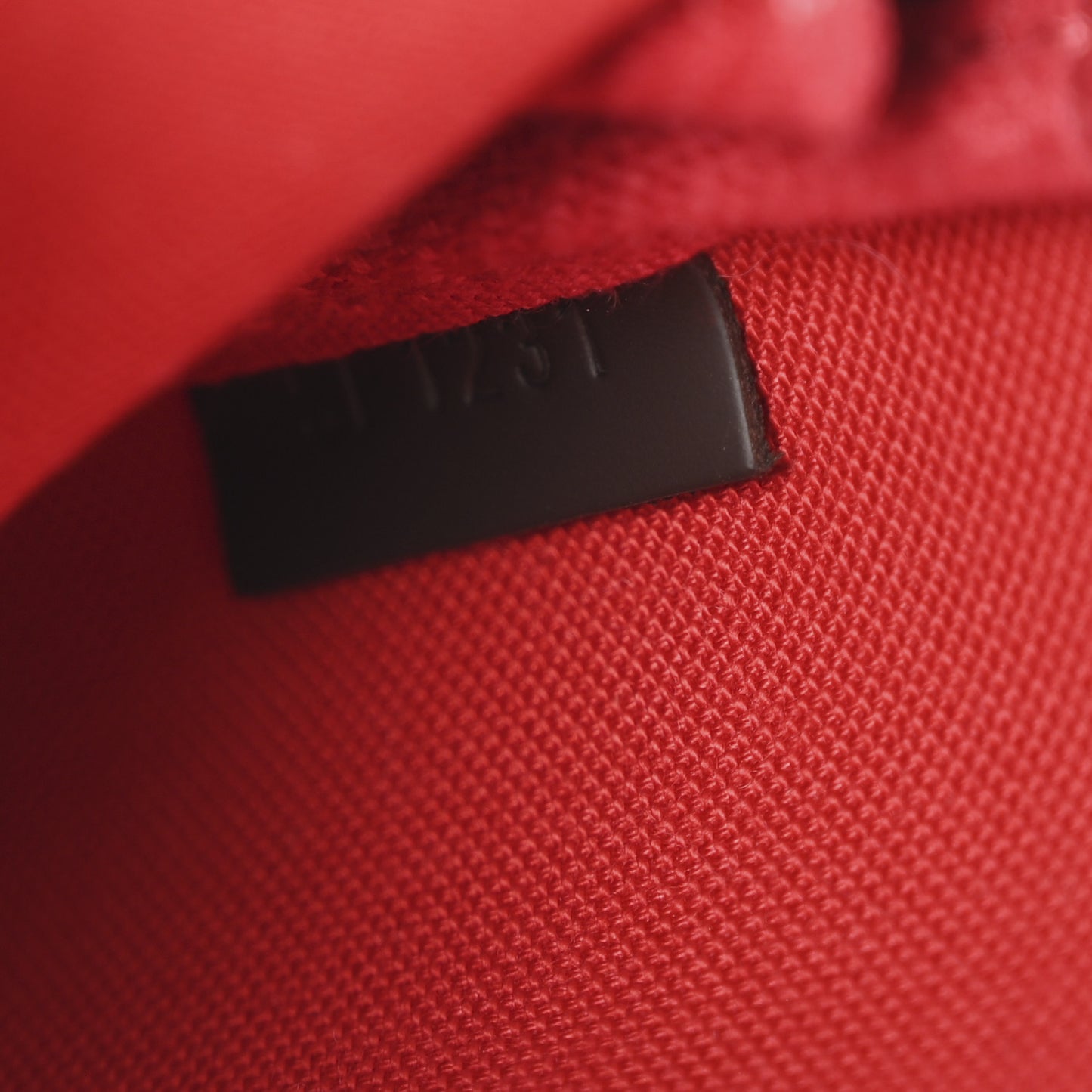 Damier Ebene Mini Pochette Accessories