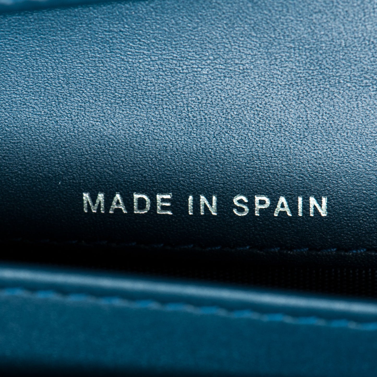 Caviar Quilted Yen Wallet Navy Blue