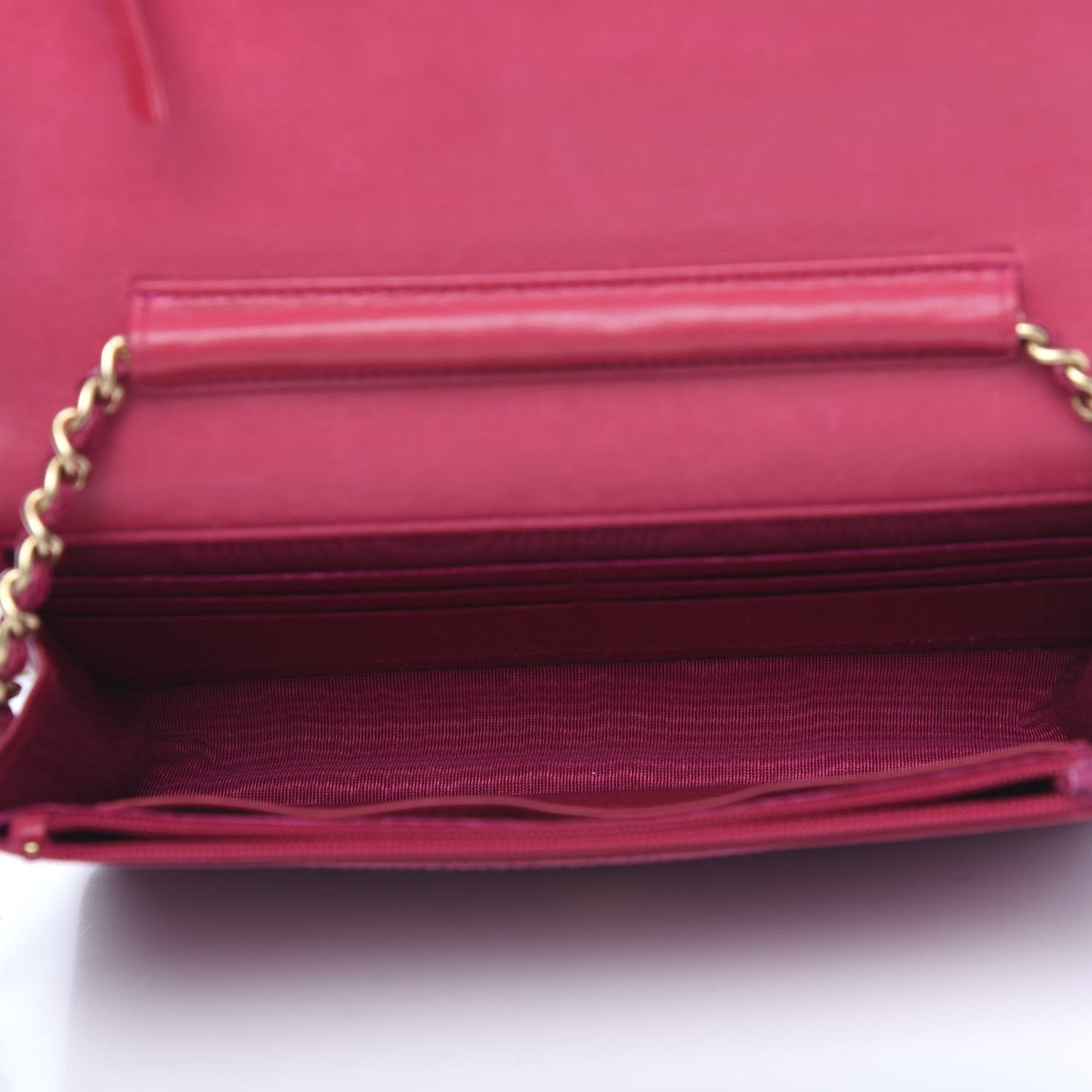 Caviar Timeless CC Wallet On Chain WOC Dark Fuchsia