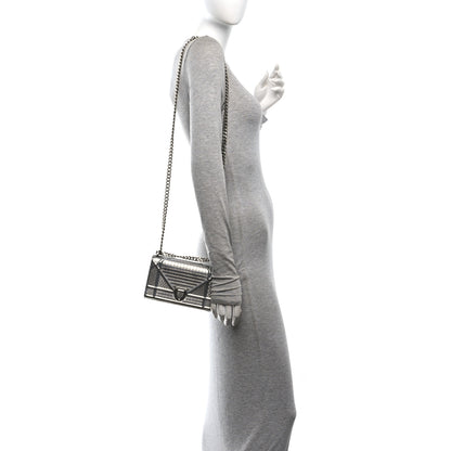 Christian Dior Metallic Patent Micro-Cannage Baby Diorama Flap Bag Silver 2 of 9