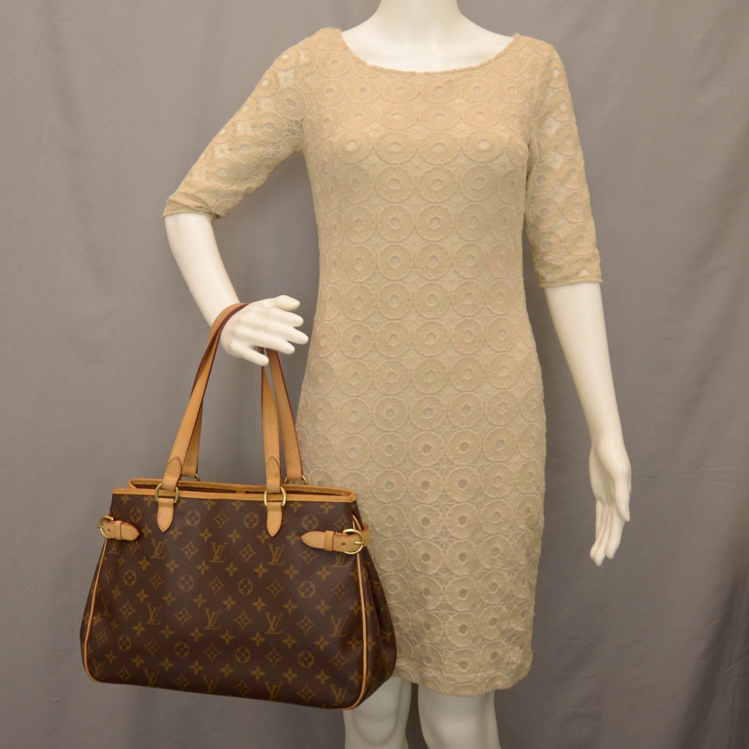 Louis Vuitton Monogram Batignolles Horizontal 2 of 8