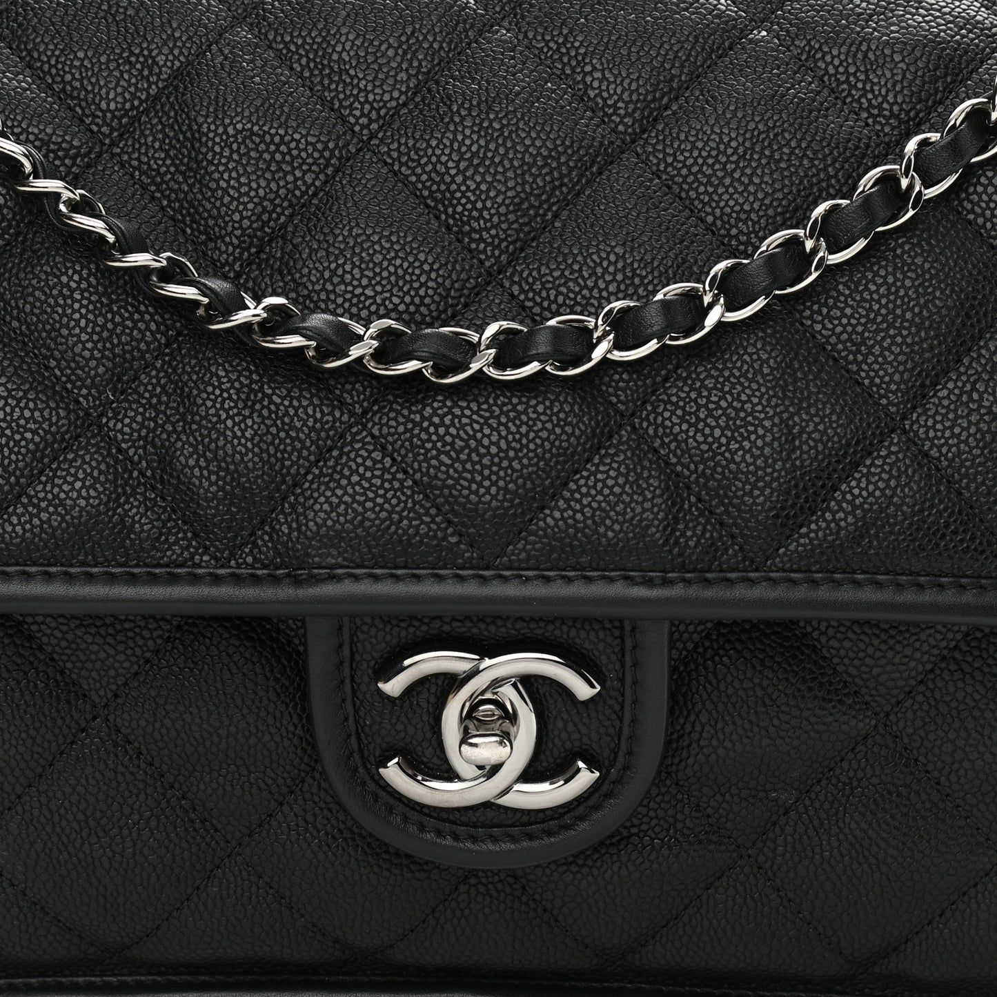 Caviar Quilted Medium French Riviera Flap Black