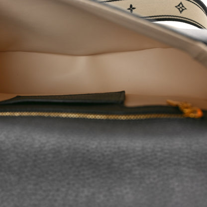 Louis Vuitton Grained Calfskin LV Pont 9 Soft PM Black 5 of 11
