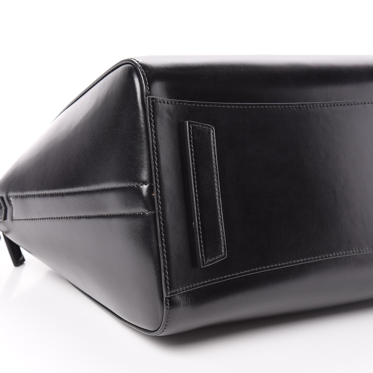 Givenchy Shiny Lord Calfskin Medium Antigona Black 6 of 18
