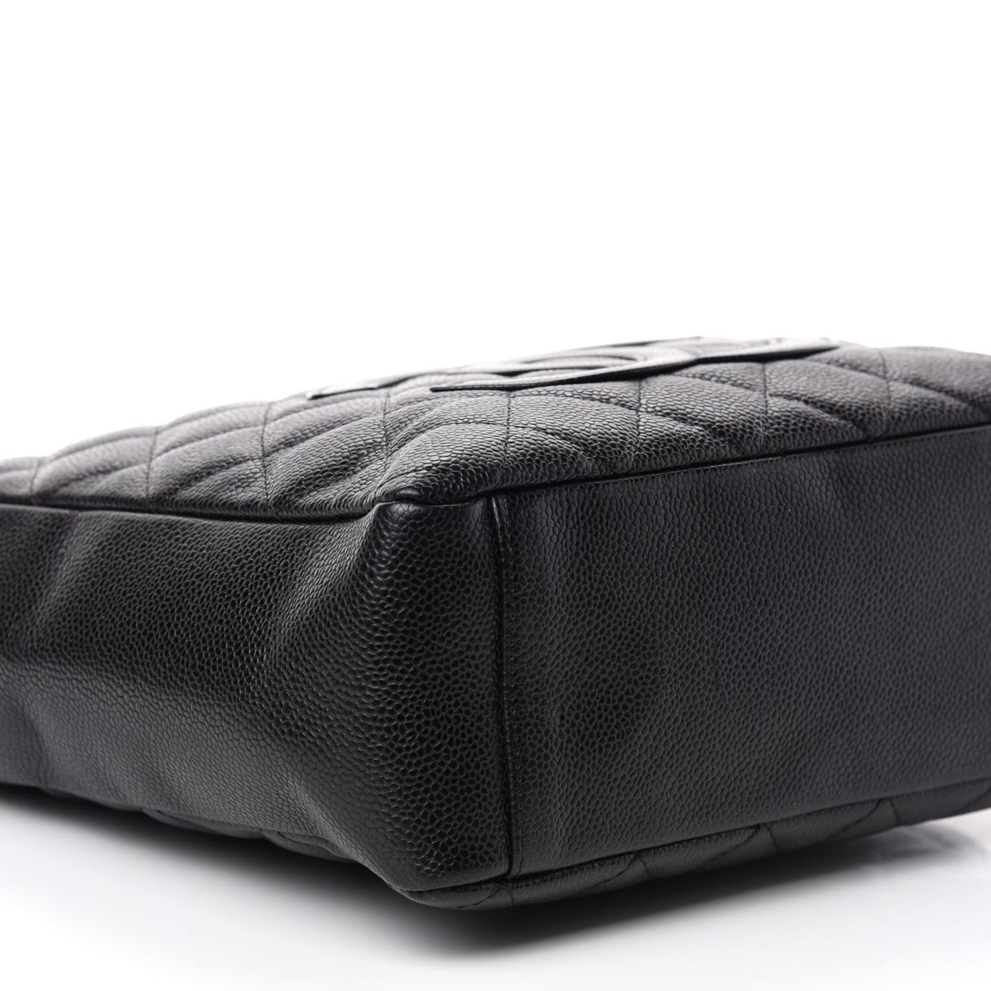 Caviar Quilted Petit Shopping Tote PST Black