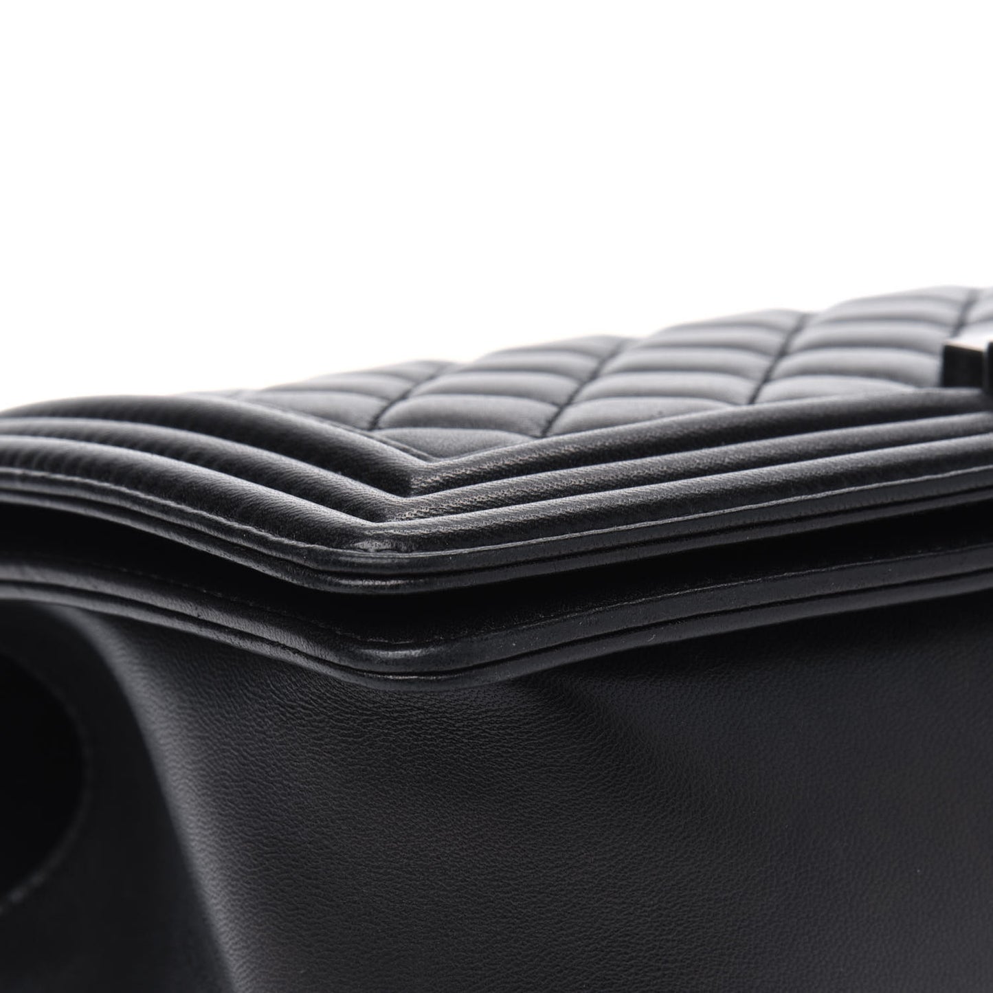 Lambskin Quilted Medium Boy Flap Black