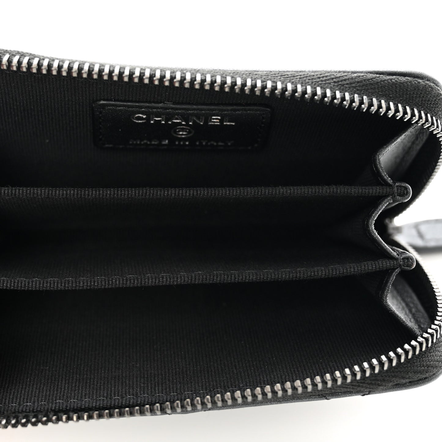 Pearly Lambskin Quilted Zip Coin Purse So Black