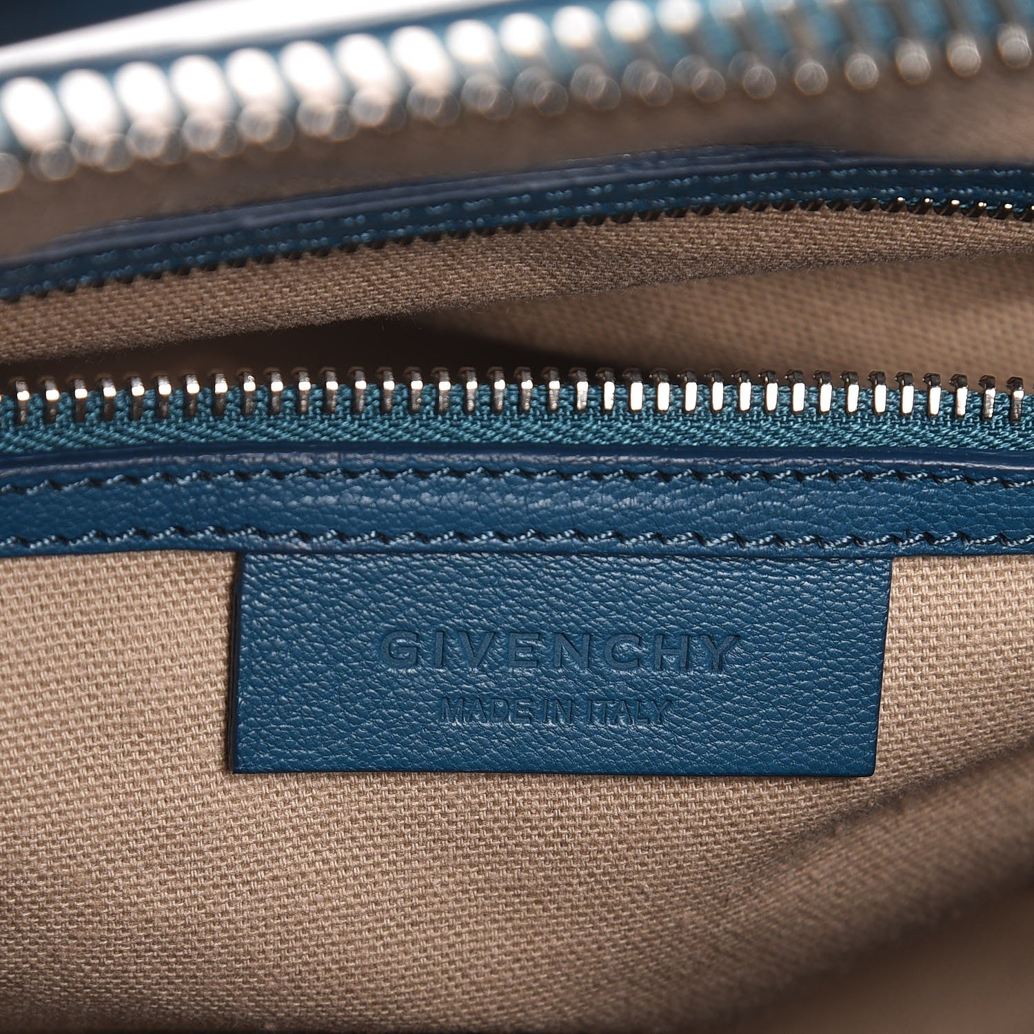 Givenchy Sugar Goatskin Small Antigona Mineral Blue 7 of 8