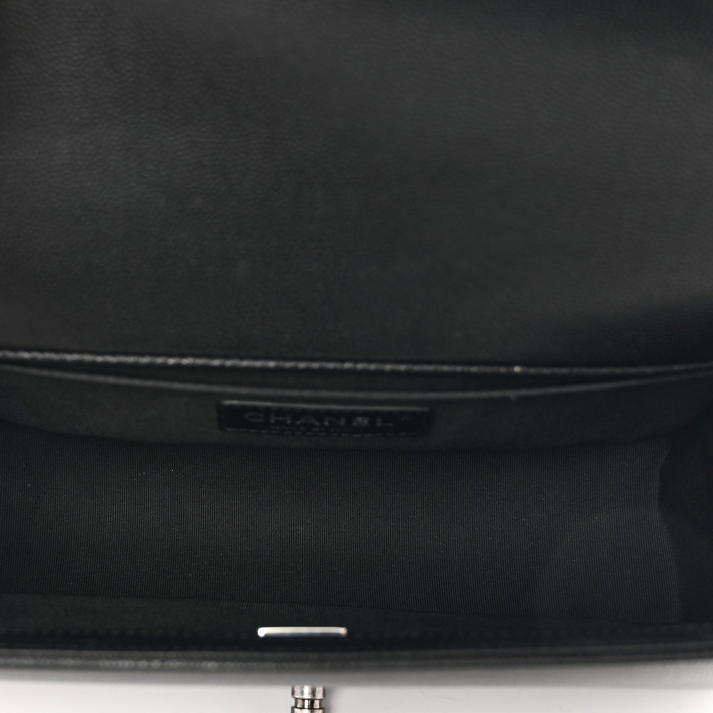 Caviar Quilted Medium Boy Flap Black