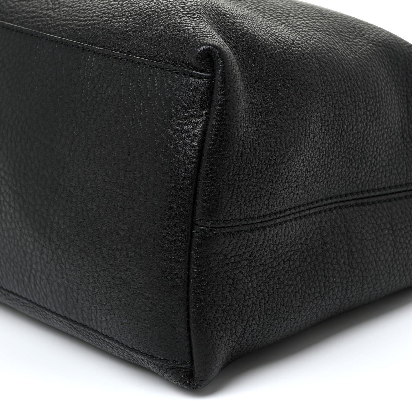 Pebbled Calfskin Medium Soho Chain Shoulder Bag Black