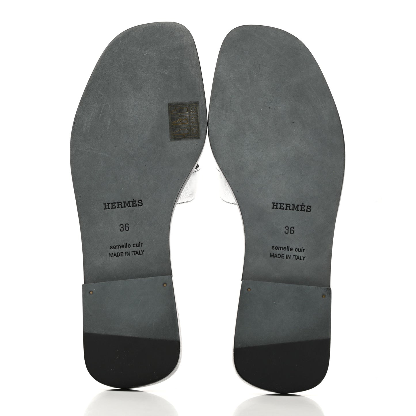 Metallic Nappa Calfskin Oran Sandals 36 Argent
