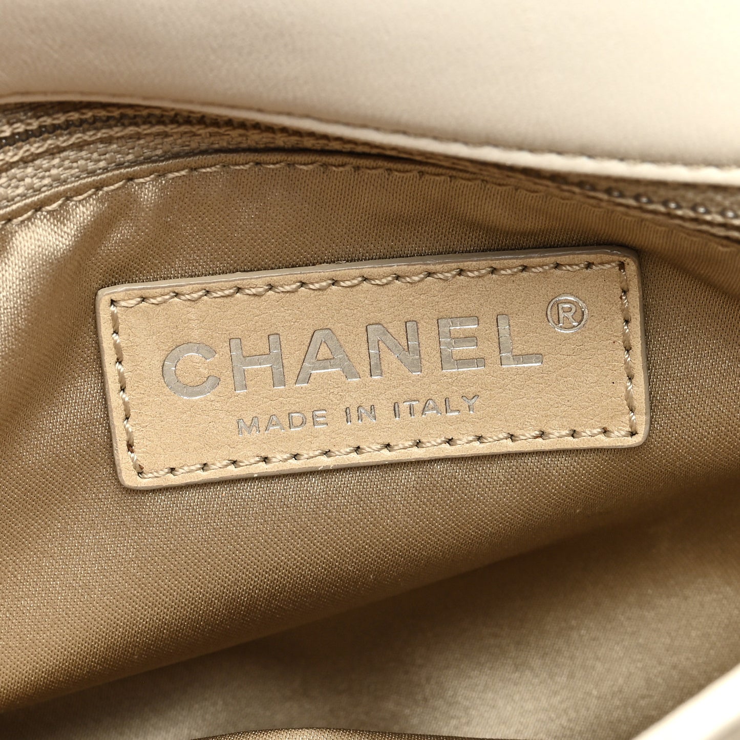 Calfskin Ultimate Stitch Flap Gold