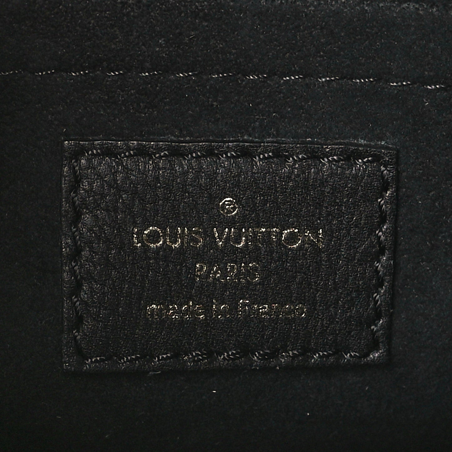 Grained Calfskin Lockme Tender Black