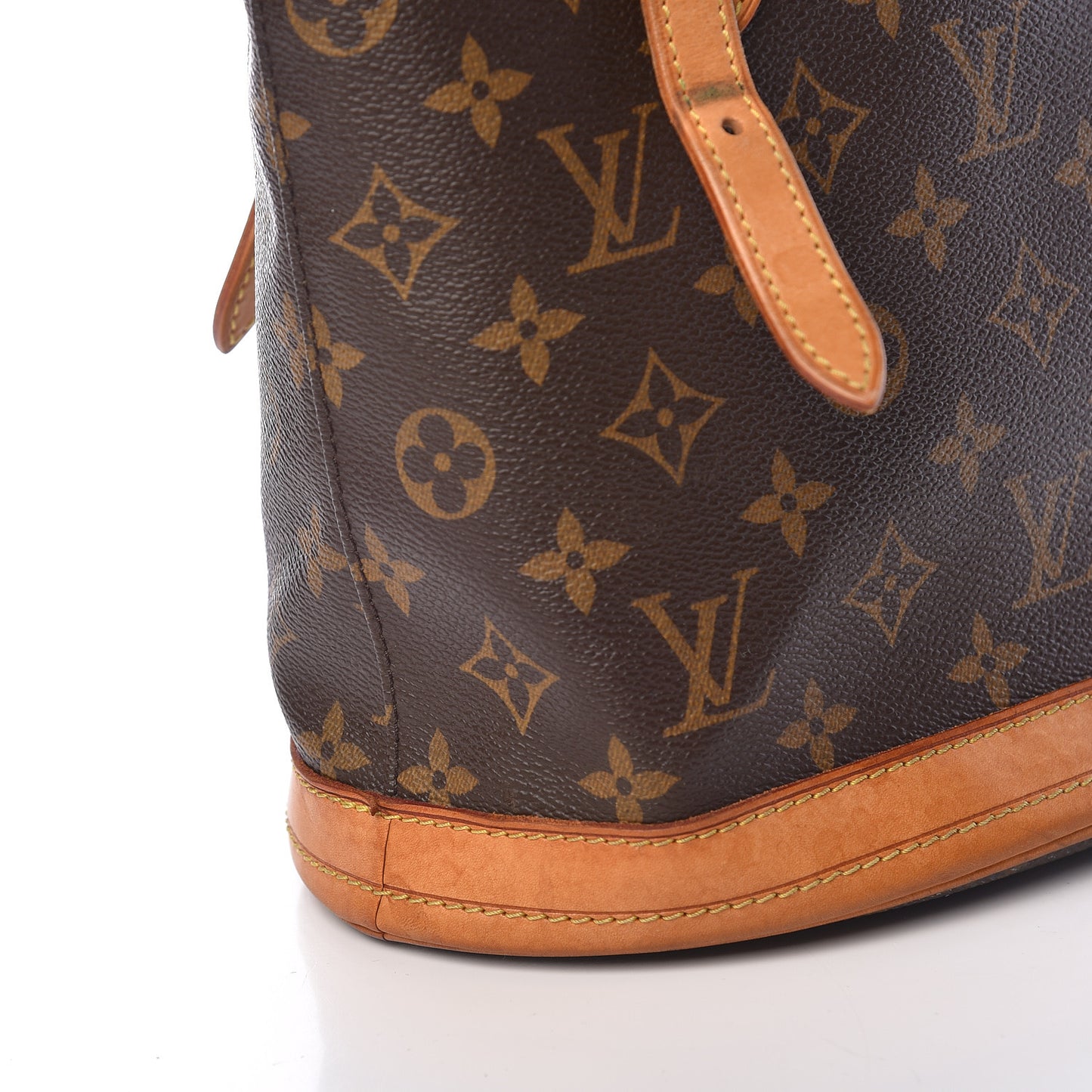 Monogram Petit Bucket 23