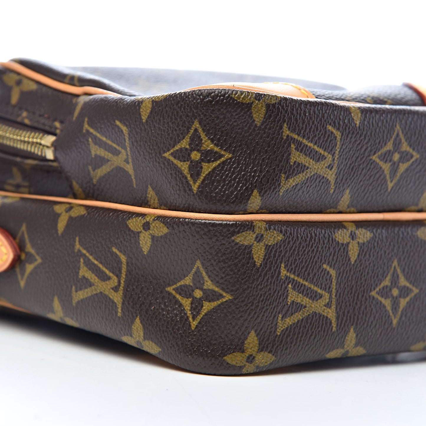 Monogram Amazone
