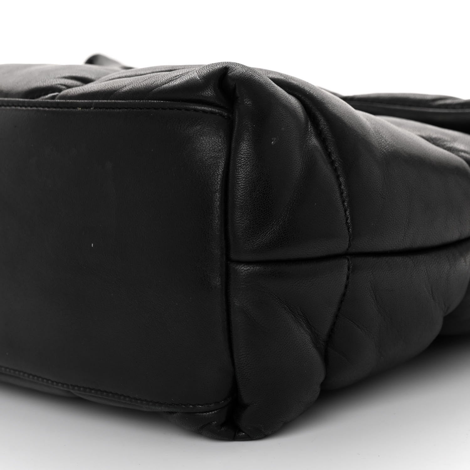 Saint Laurent Lambskin Quilted Monogram Monochrome Medium Loulou Puffer Chain Satchel Black 9 of 10