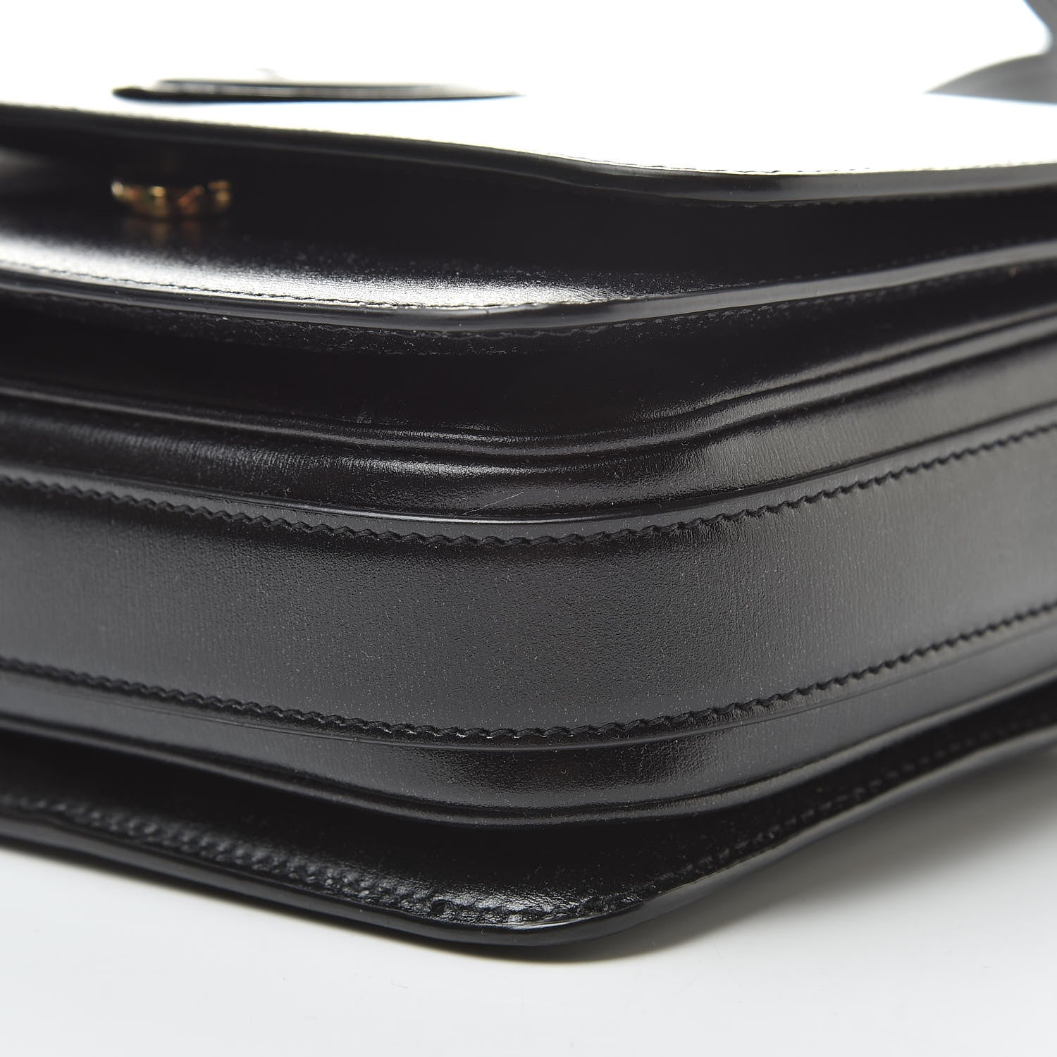 Saint Laurent Calfskin Le 61 Shoulder Bag Black 9 of 9