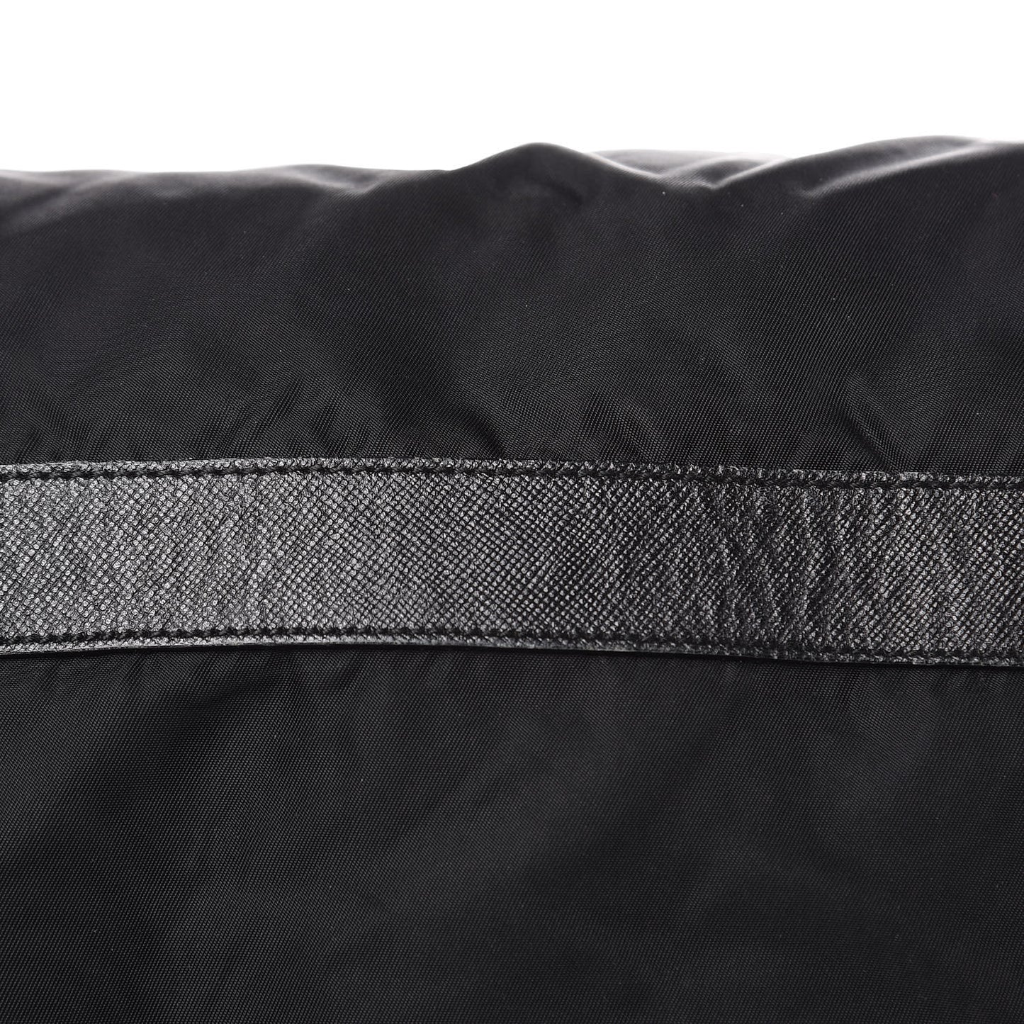 Nylon Vela Messenger Bag Black
