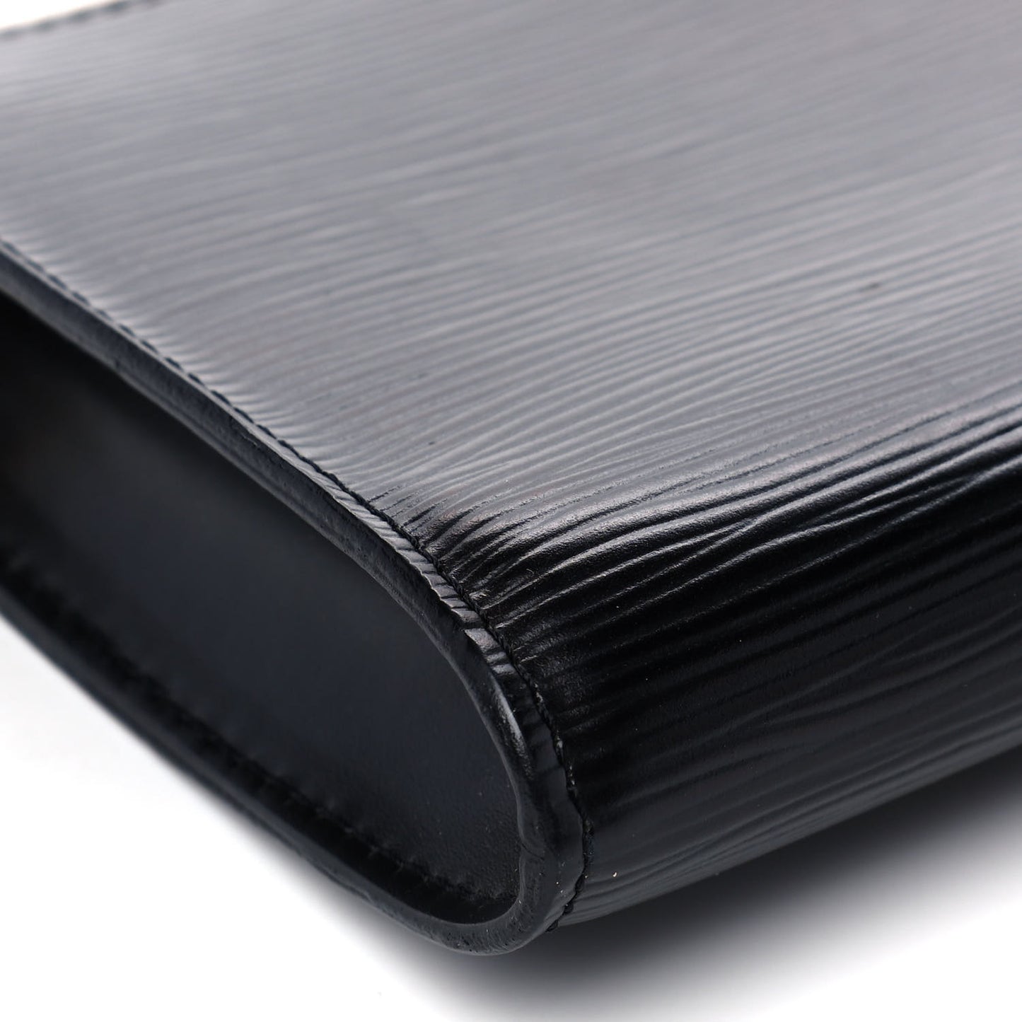 Epi Pochette Accessories 24 Black