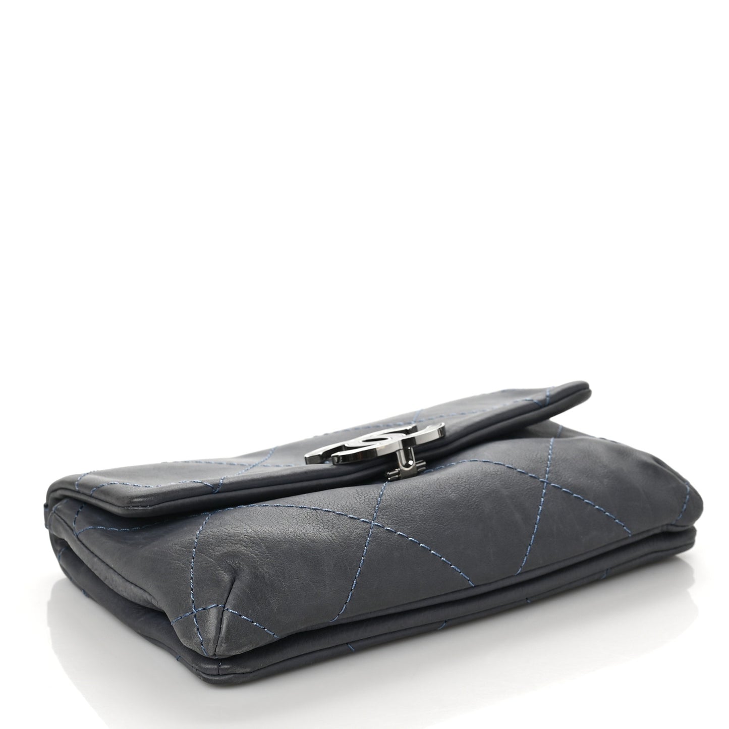 Washed Calfskin Diamond Stitch Hamptons Clutch With Chain Blue