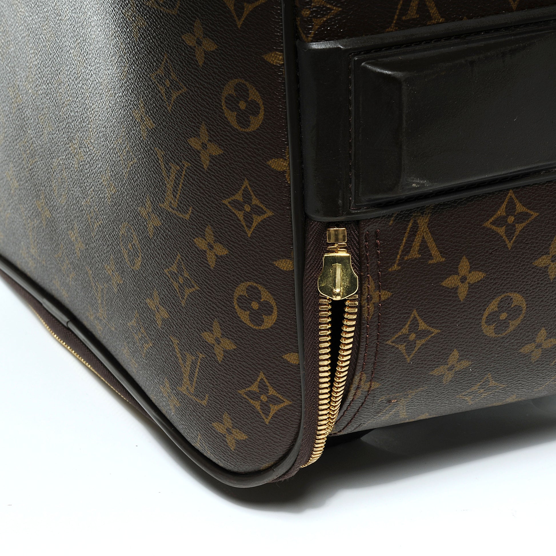 Louis Vuitton Monogram Pegase 70 9 of 11