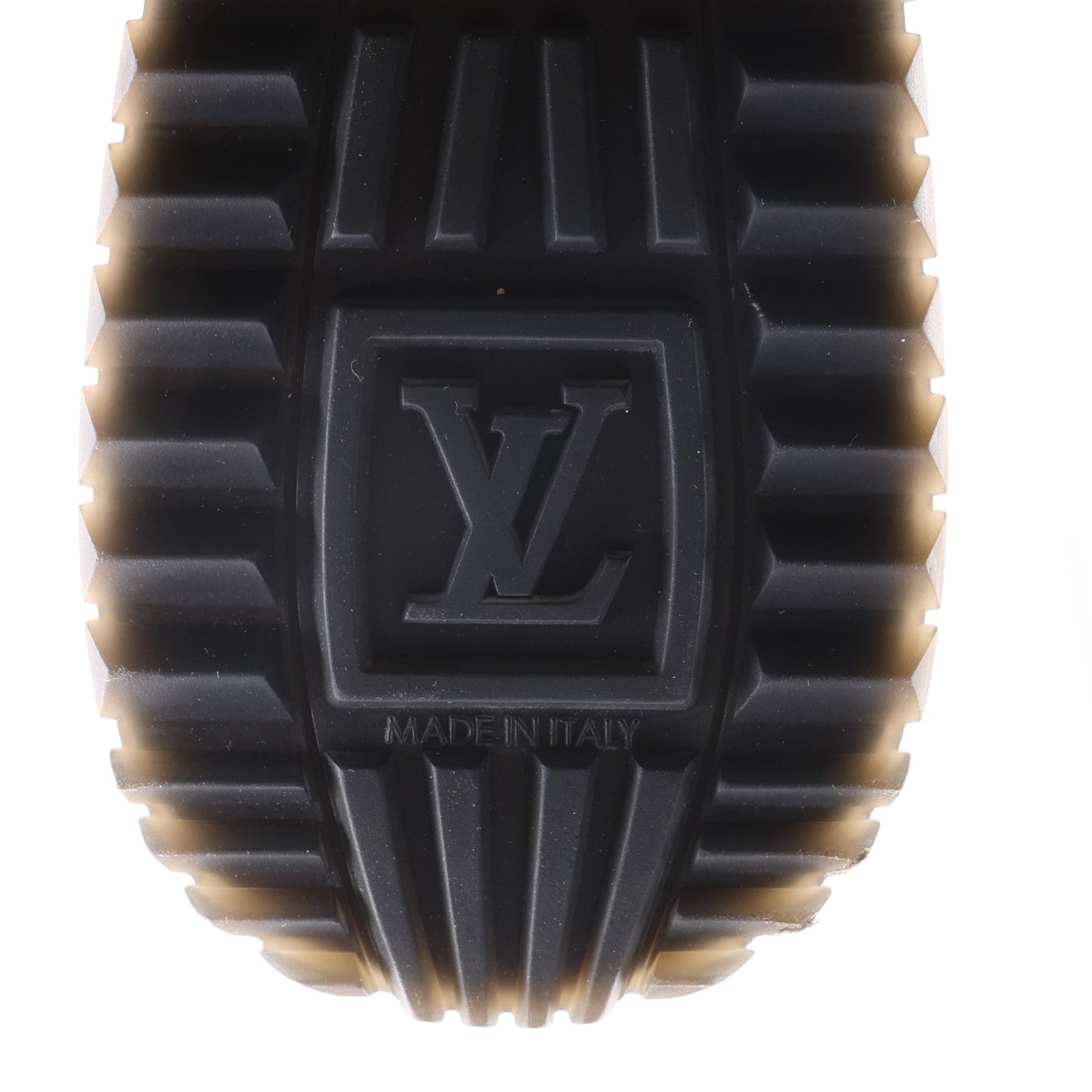 Louis Vuitton Calfskin Damier Azur Run Away Sneakers 40 White 8 of 10