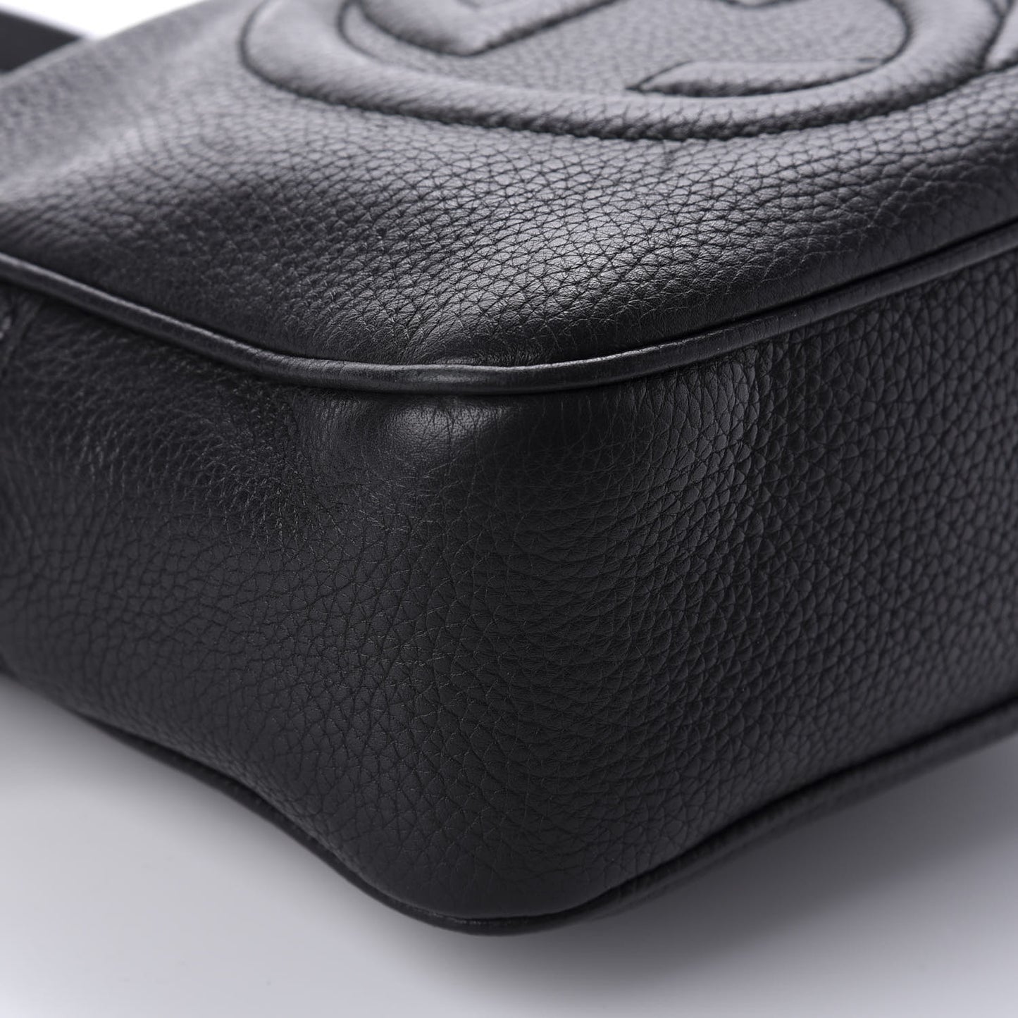 Pebbled Calfskin Small Soho Disco Bag Black