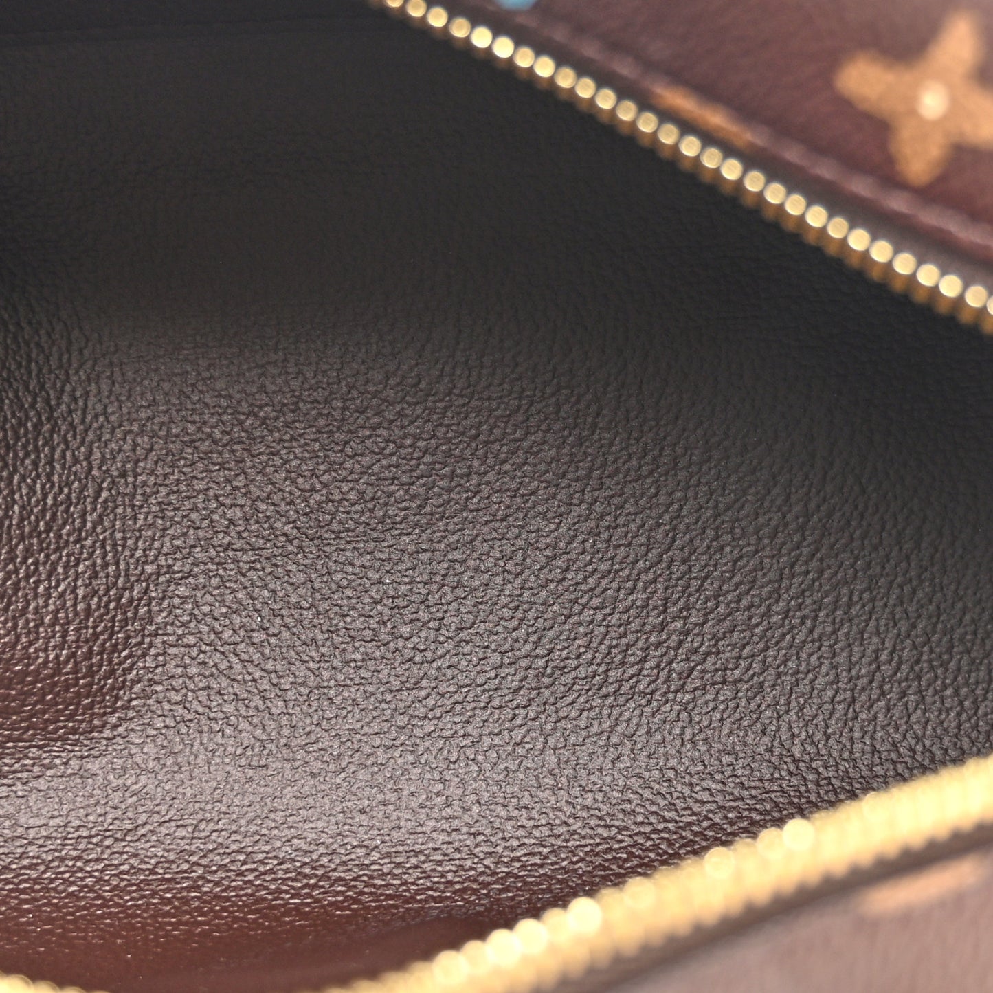 Monogram Craggy Locket Dopp Kit Chocolate